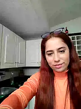 Snapshot of HannaSmiith chatting on January 2025 02:08:02 PM HannaSmiith online show from January 2025 02:08:02 PM
