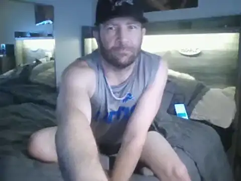 Snapshot of Edward_LongCock chatting on December 2024 08:21:01 AM Edward LongCock online show from December 2024 08:21:01 AM