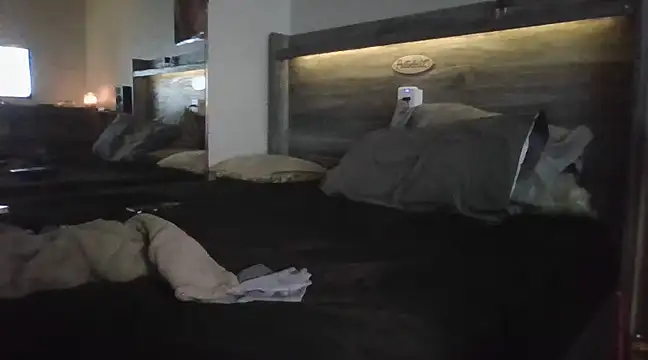 Snapshot of Edward_LongCock chatting on January 2025 11:21:02 AM Edward LongCock online show from January 2025 11:21:02 AM