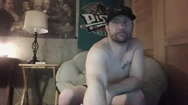 Snapshot of Edward_LongCock chatting on June 2026 03:13:02 AM Edward LongCock online show from June 2026 03:13:02 AM