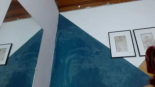 Ambar Roux  online show from January 2025 04:39:01 PM