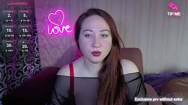 KellyCrystall online show from October 2025 03:41:02 AM