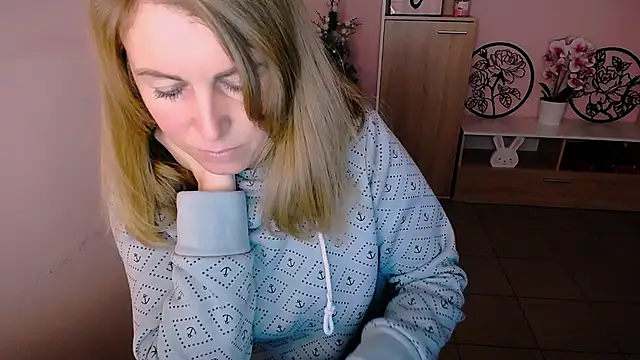 Hot Milady online show from December 2024 08:13:01 AM