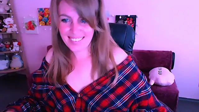 Snapshot of Hot_Milady chatting on June 2026 07:44:01 AM Hot Milady online show from June 2026 07:44:01 AM
