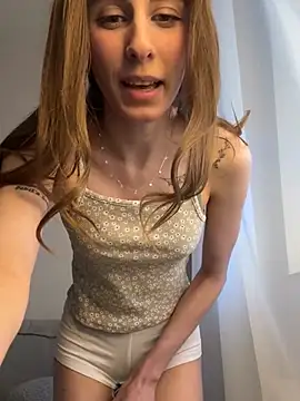 Snapshot of HellPeach chatting on February 2025 02:54:02 PM HellPeach online show from February 2025 02:54:02 PM