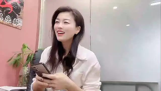 QianF-666 online show from November 2025 04:23:02 AM