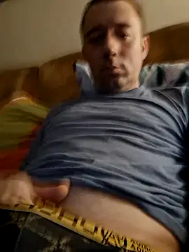 Andrelis122 online show from November 2025 07:29:01 PM