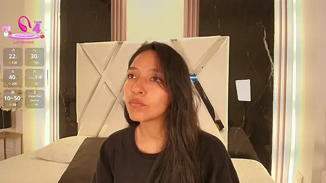 Snapshot of Valery_wang chatting on February 2025 12:24:01 PM Valery wang online show from February 2025 12:24:01 PM