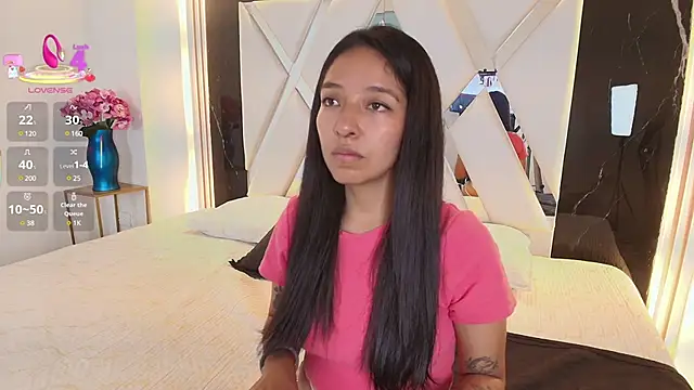 Snapshot of Valery_wang chatting on March 2025 12:01:01 PM Valery wang online show from March 2025 12:01:01 PM