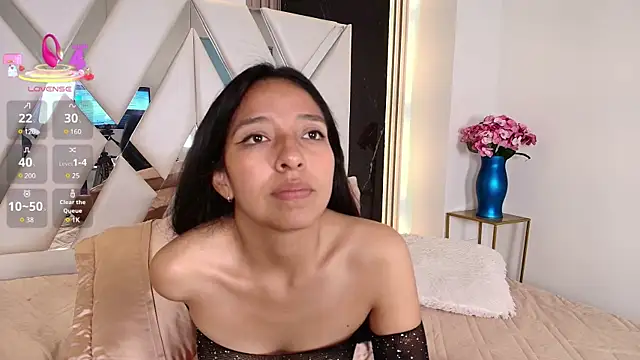 Snapshot of Valery_wang chatting on March 2025 06:01:02 PM Valery wang online show from March 2025 06:01:02 PM