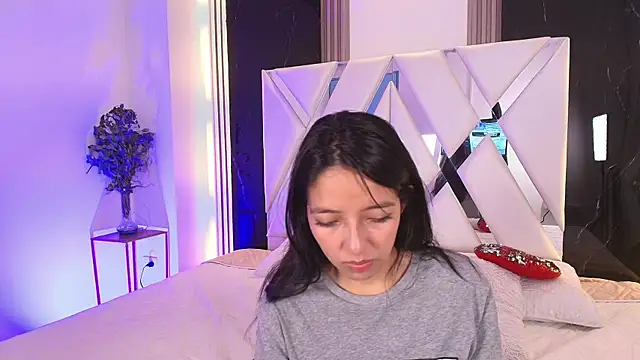 Snapshot of Valery_wang chatting on March 2025 12:00:01 PM Valery wang online show from March 2025 12:00:01 PM