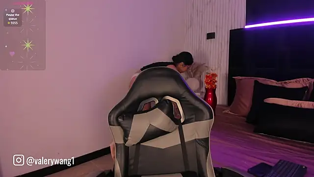 Snapshot of Valery_wang chatting on October 2025 11:38:02 AM Valery wang online show from October 2025 11:38:02 AM