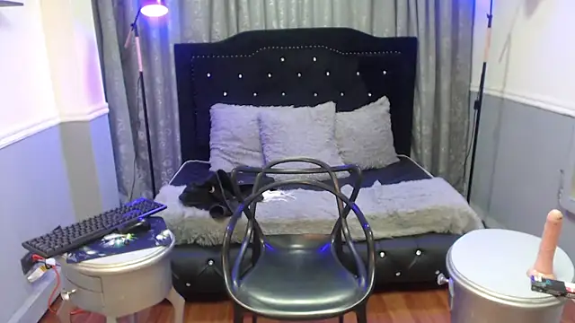 Mayaa ross online show from March 2025 05:14:01 AM