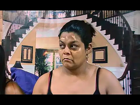 indianCherryPie online show from October 2025 05:43:02 AM