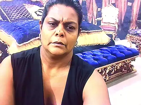 indianCherryPie online show from November 2025 05:21:01 AM