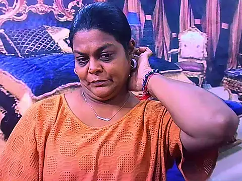 indianCherryPie online show from February 2026 05:17:02 AM