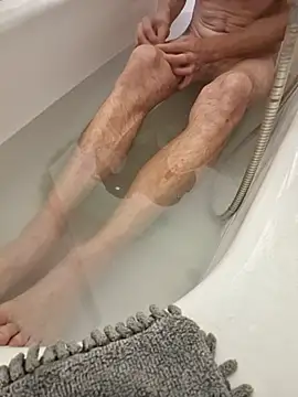 hotbi1981 online show from October 2025 07:28:02 AM