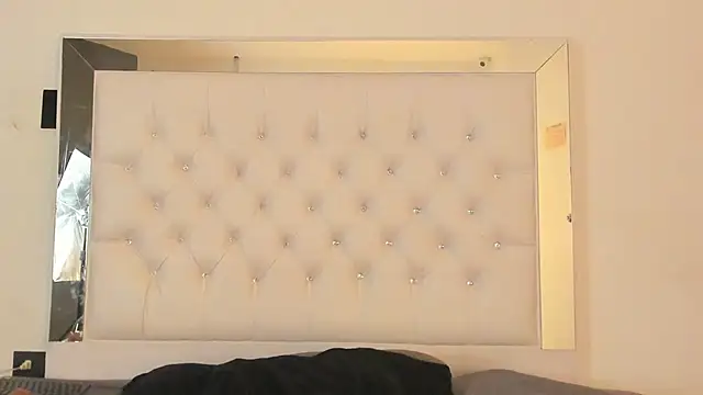 brendamaz online show from December 2025 11:27:02 AM