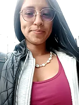 Snapshot of VALERY-03_ chatting on December 2024 09:08:01 PM VALERY-03 online show from December 2024 09:08:01 PM