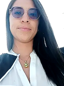 Snapshot of VALERY-03_ chatting on January 2025 09:09:01 PM VALERY-03 online show from January 2025 09:09:01 PM