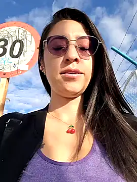 Snapshot of VALERY-03_ chatting on January 2025 12:24:01 PM VALERY-03 online show from January 2025 12:24:01 PM