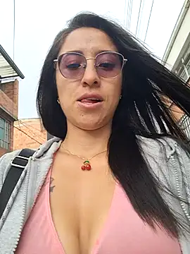 Snapshot of VALERY-03_ chatting on February 2025 01:03:02 PM VALERY-03 online show from February 2025 01:03:02 PM