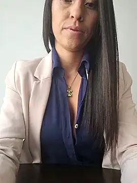 Snapshot of VALERY-03_ chatting on February 2025 01:06:01 PM VALERY-03 online show from February 2025 01:06:01 PM