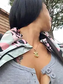 Snapshot of VALERY-03_ chatting on February 2025 12:26:02 PM VALERY-03 online show from February 2025 12:26:02 PM