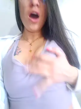 Snapshot of VALERY-03_ chatting on October 2025 12:13:02 PM VALERY-03 online show from October 2025 12:13:02 PM