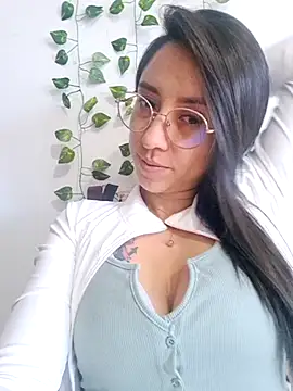 Snapshot of VALERY-03_ chatting on October 2025 12:17:01 PM VALERY-03 online show from October 2025 12:17:01 PM