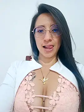 Snapshot of VALERY-03_ chatting on November 2025 12:15:01 PM VALERY-03 online show from November 2025 12:15:01 PM