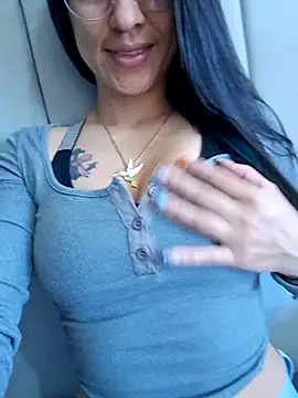 Snapshot of VALERY-03_ chatting on November 2025 12:15:02 PM VALERY-03 online show from November 2025 12:15:02 PM