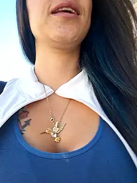 Snapshot of VALERY-03_ chatting on November 2025 12:05:01 PM VALERY-03 online show from November 2025 12:05:01 PM