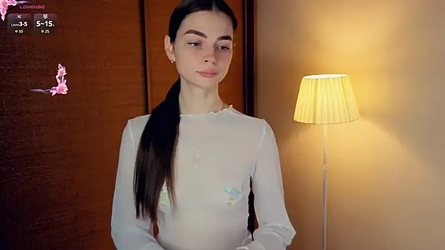 MaryJacksoon online show from October 2025 08:15:02 AM