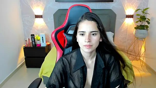 Snapshot of angelica_dymond chatting on February 2025 12:06:02 PM angelica dymond online show from February 2025 12:06:02 PM