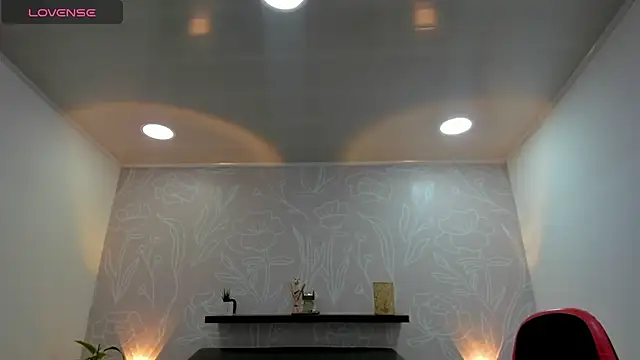 Snapshot of angelica_dymond chatting on March 2025 12:04:02 PM angelica dymond online show from March 2025 12:04:02 PM