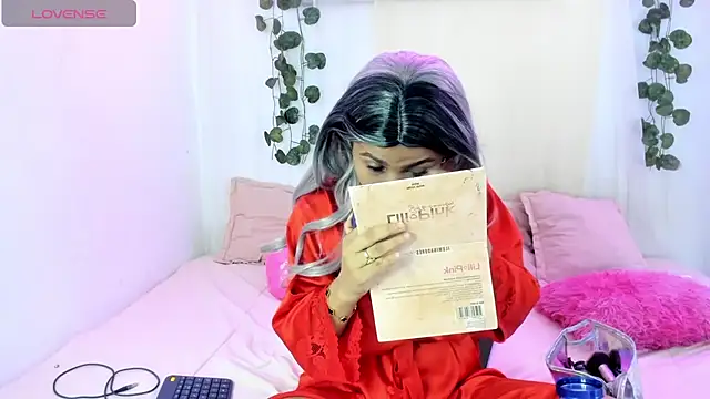 catalina and roger online show from September 2025 10:12:02 PM