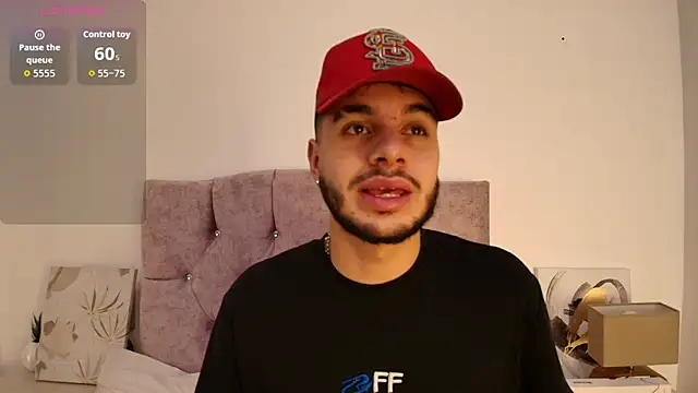 Snapshot of Amadeo_Wild chatting on November 2025 03:48:02 PM Amadeo Wild online show from November 2025 03:48:02 PM