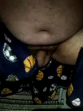 Snapshot of Leocesar37 chatting on November 2025 06:21:02 PM Leocesar37 online show from November 2025 06:21:02 PM