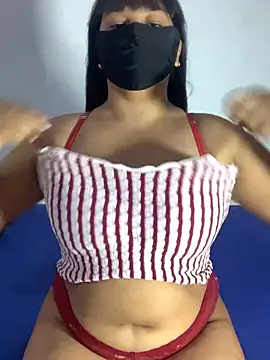 Snapshot of Jeroliee_viyana chatting on June 2026 03:45:01 AM Jeroliee viyana online show from June 2026 03:45:01 AM