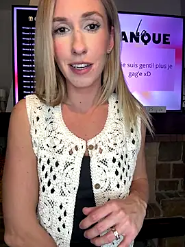 Snapshot of lola_tentatiion chatting on November 2025 09:02:02 PM lola tentatiion online show from November 2025 09:02:02 PM