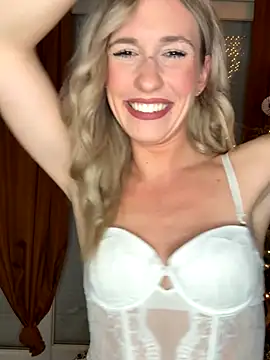 Snapshot of lola_tentatiion chatting on November 2025 08:09:01 PM lola tentatiion online show from November 2025 08:09:01 PM