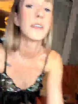 Snapshot of lola_tentatiion chatting on November 2025 08:01:01 PM lola tentatiion online show from November 2025 08:01:01 PM