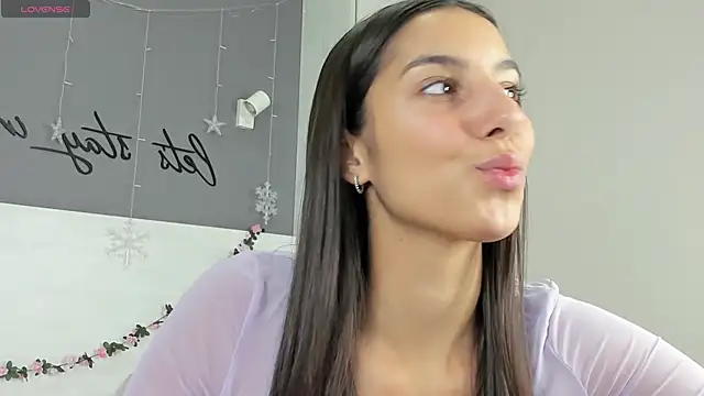 Snapshot of Maria__Candy chatting on November 2025 04:22:01 AM Maria Candy online show from November 2025 04:22:01 AM