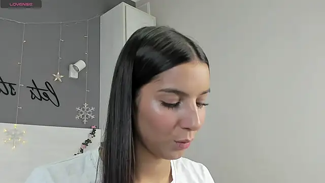 Snapshot of Maria__Candy chatting on November 2025 05:44:01 AM Maria Candy online show from November 2025 05:44:01 AM