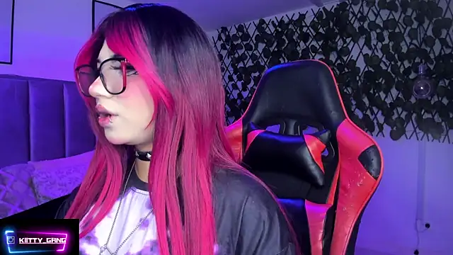 Kitty Gang online show from February 2026 01:23:02 AM