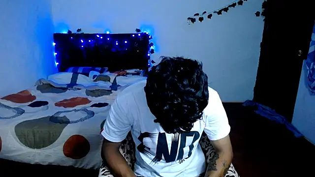 Snapshot of freddy_romas chatting on September 2025 02:45:01 AM freddy romas online show from September 2025 02:45:01 AM