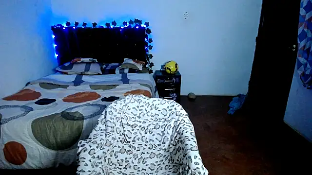 Snapshot of freddy_romas chatting on September 2025 05:53:02 AM freddy romas online show from September 2025 05:53:02 AM