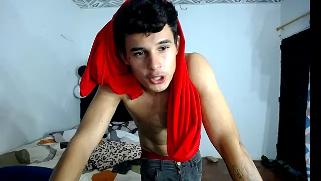 Snapshot of freddy_romas chatting on October 2025 12:33:02 AM freddy romas online show from October 2025 12:33:02 AM