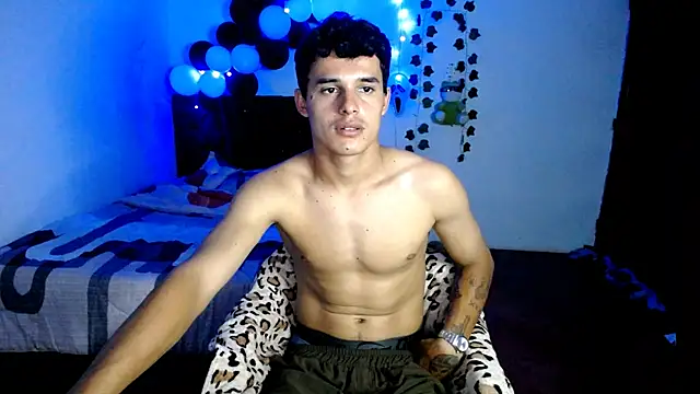 Snapshot of freddy_romas chatting on October 2025 03:07:01 AM freddy romas online show from October 2025 03:07:01 AM